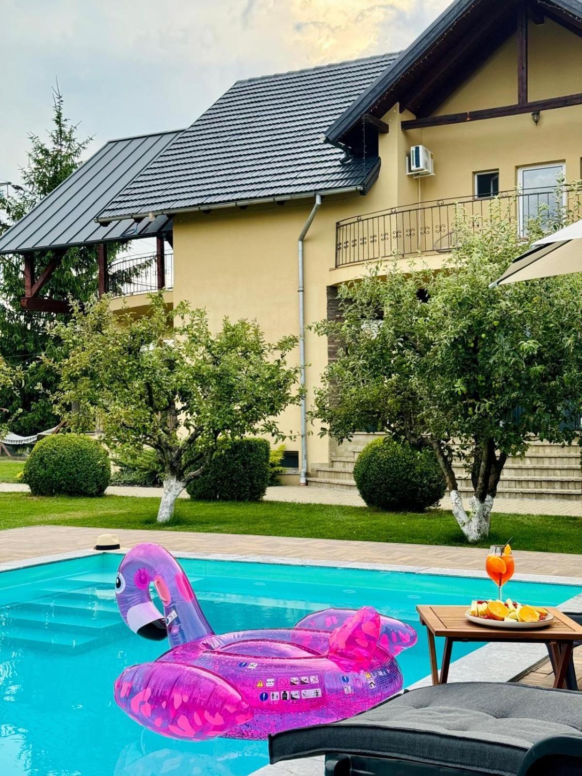Orchard Villa Брашов Экстерьер фото