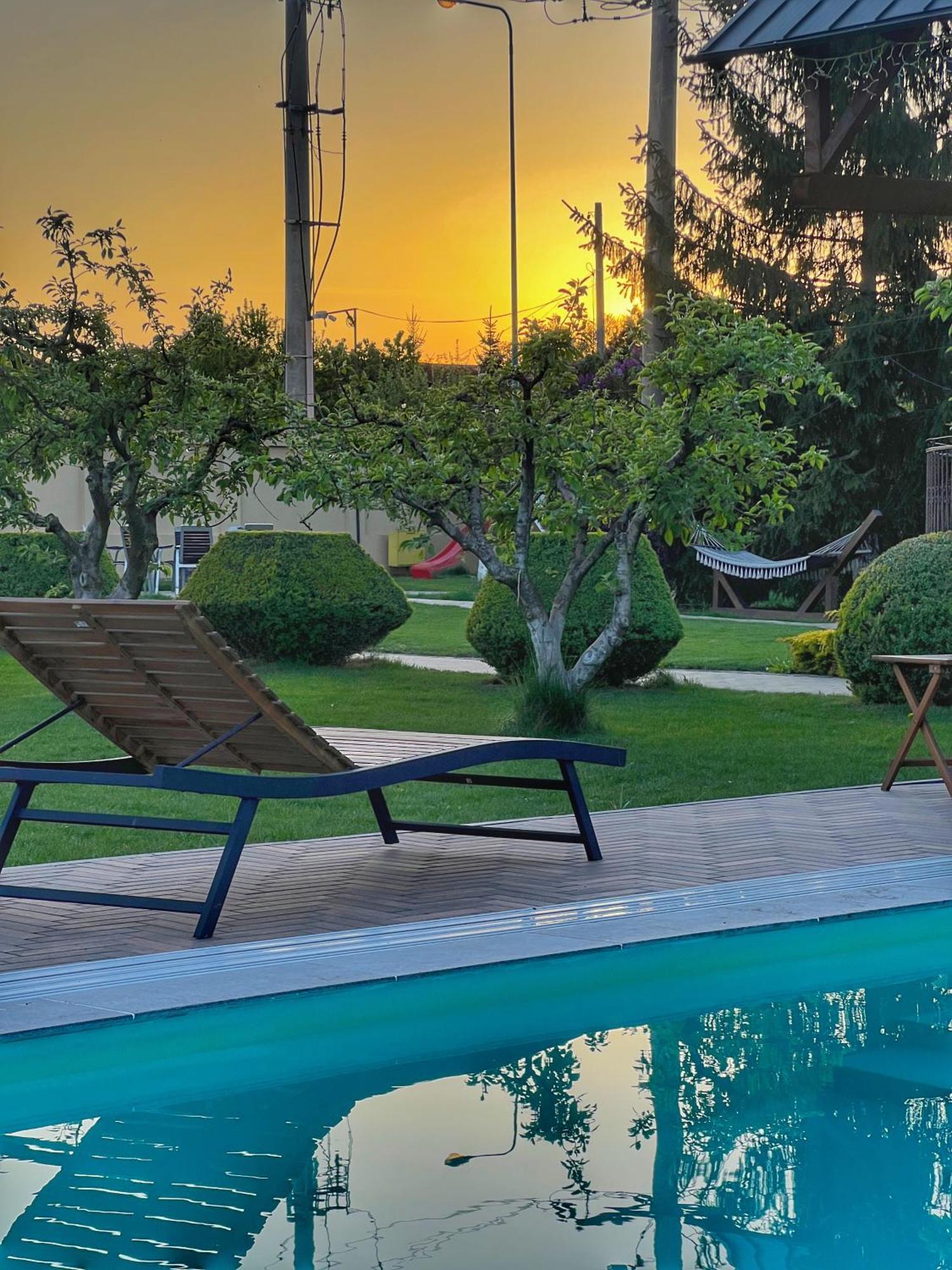 Orchard Villa Брашов Экстерьер фото